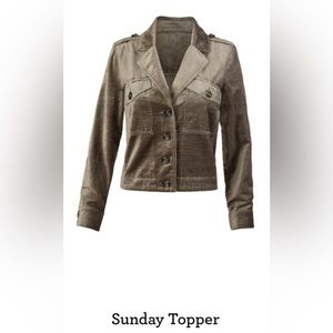 Cabi Sunday Topper #3377 Large